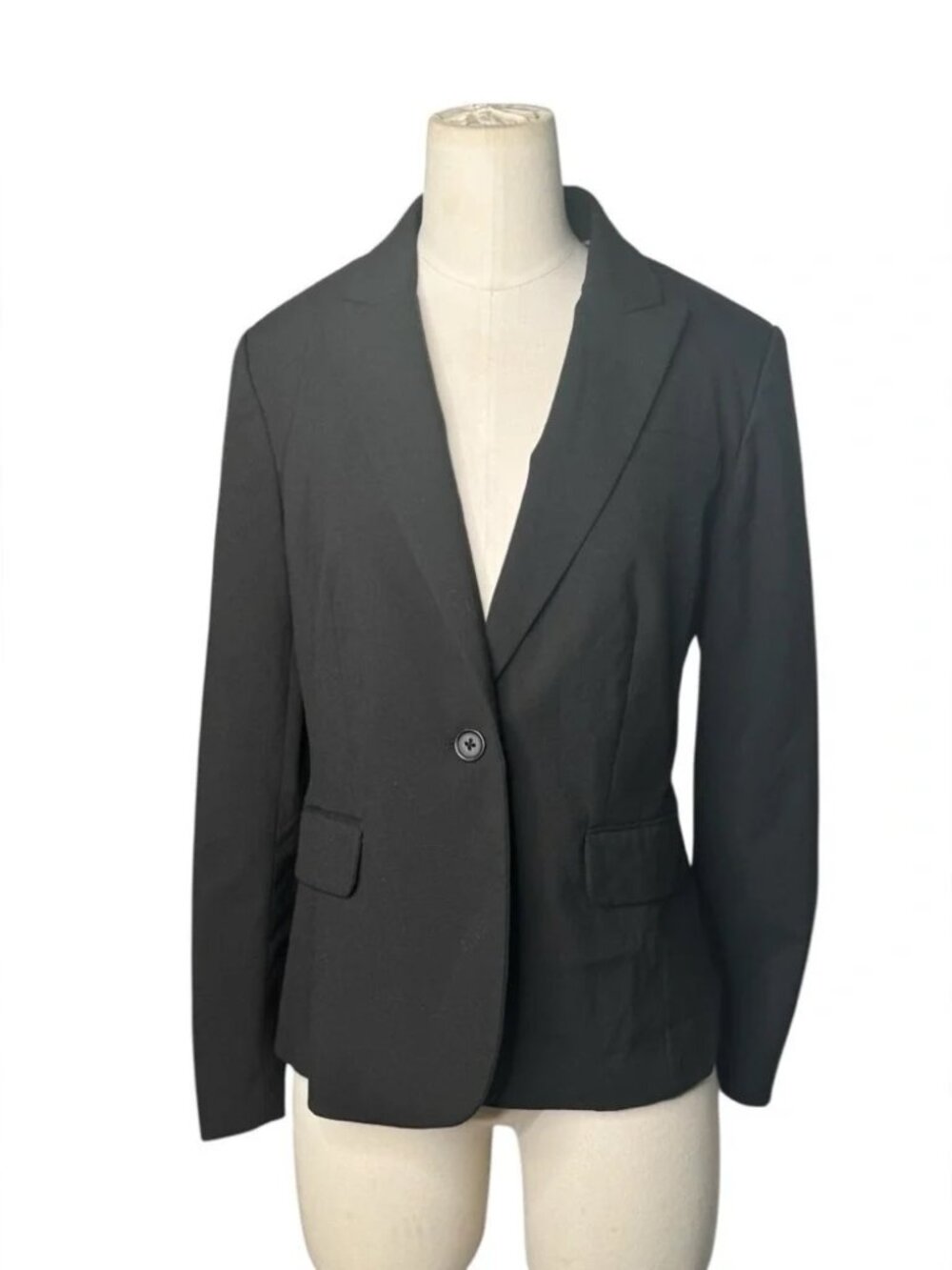 Banana Republic Black Blazer – Petite 8P | One-Button Classic Work Jacket - Picture 2 of 7